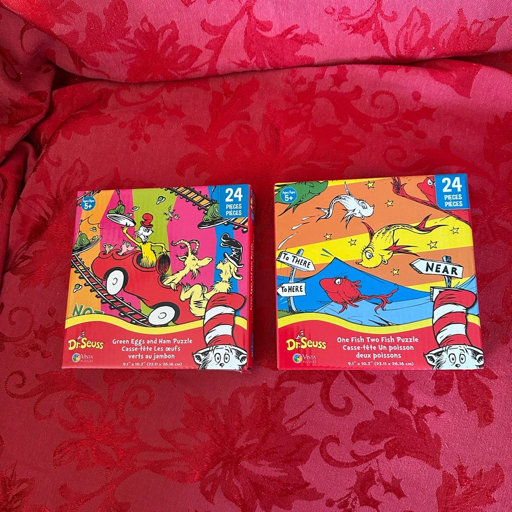 🌵3/$15 set of 2 Dr. Seuss 24 pieces puzzles ( see description)